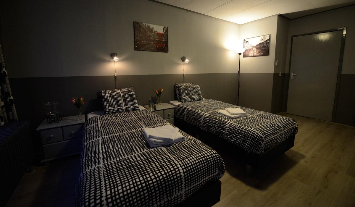 Hotel Den Berg Geertruidenberg ภายนอก รูปภาพ