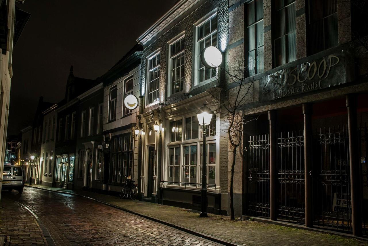 Hotel Den Berg Geertruidenberg ภายนอก รูปภาพ