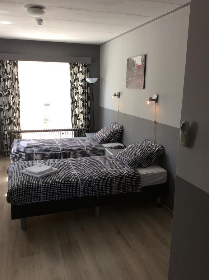 Hotel Den Berg Geertruidenberg ภายนอก รูปภาพ