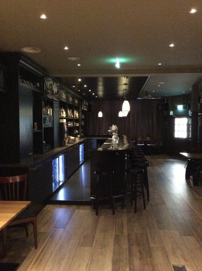 Hotel Den Berg Geertruidenberg ภายนอก รูปภาพ